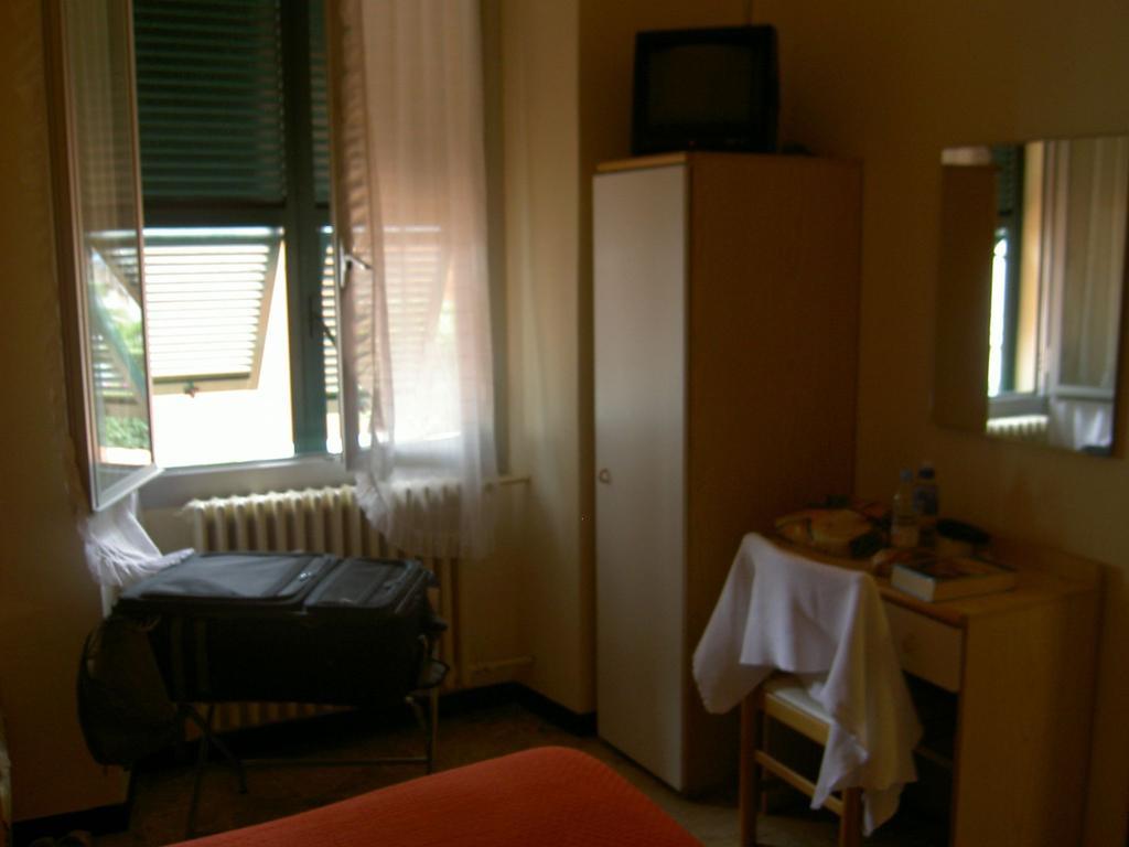 Albergo Kristina Bordighera Quarto foto